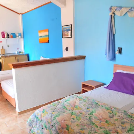 Amalthia * مدينة سكياثوس