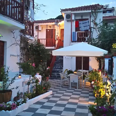 Amalthia * Skiathos Town