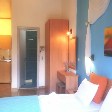 Amalthia * Skiathos Town