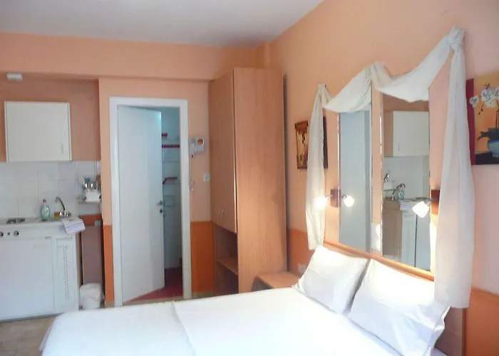 Amalthia Apartment Skiathos Town