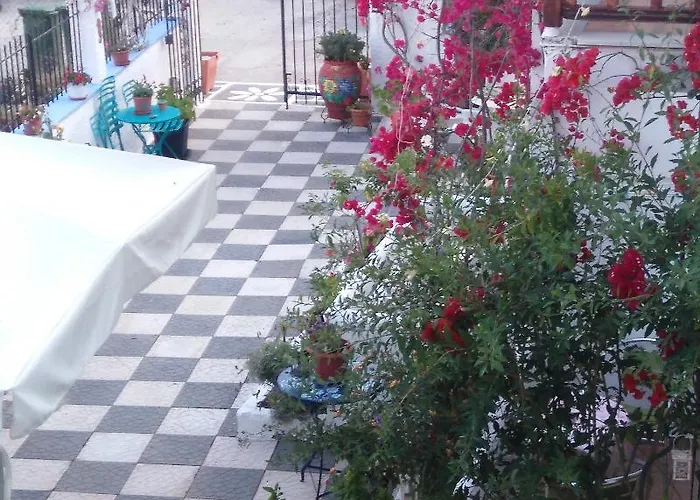 Апартаменты Amalthia